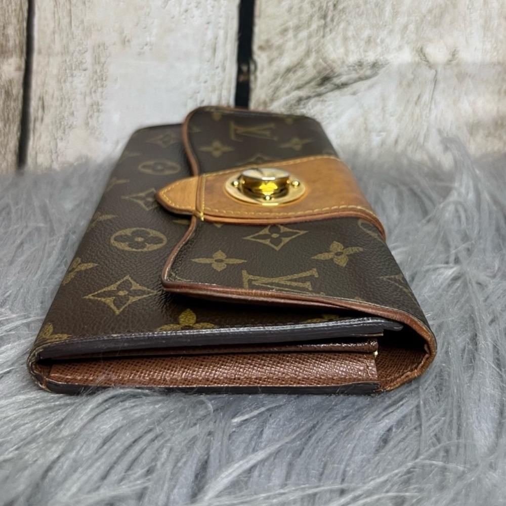 ✨LOUIS VUITTON✨VINTAGE✨- Bowtie LONG wallet 🔥❤️‍🔥 - Picture 3 of 13